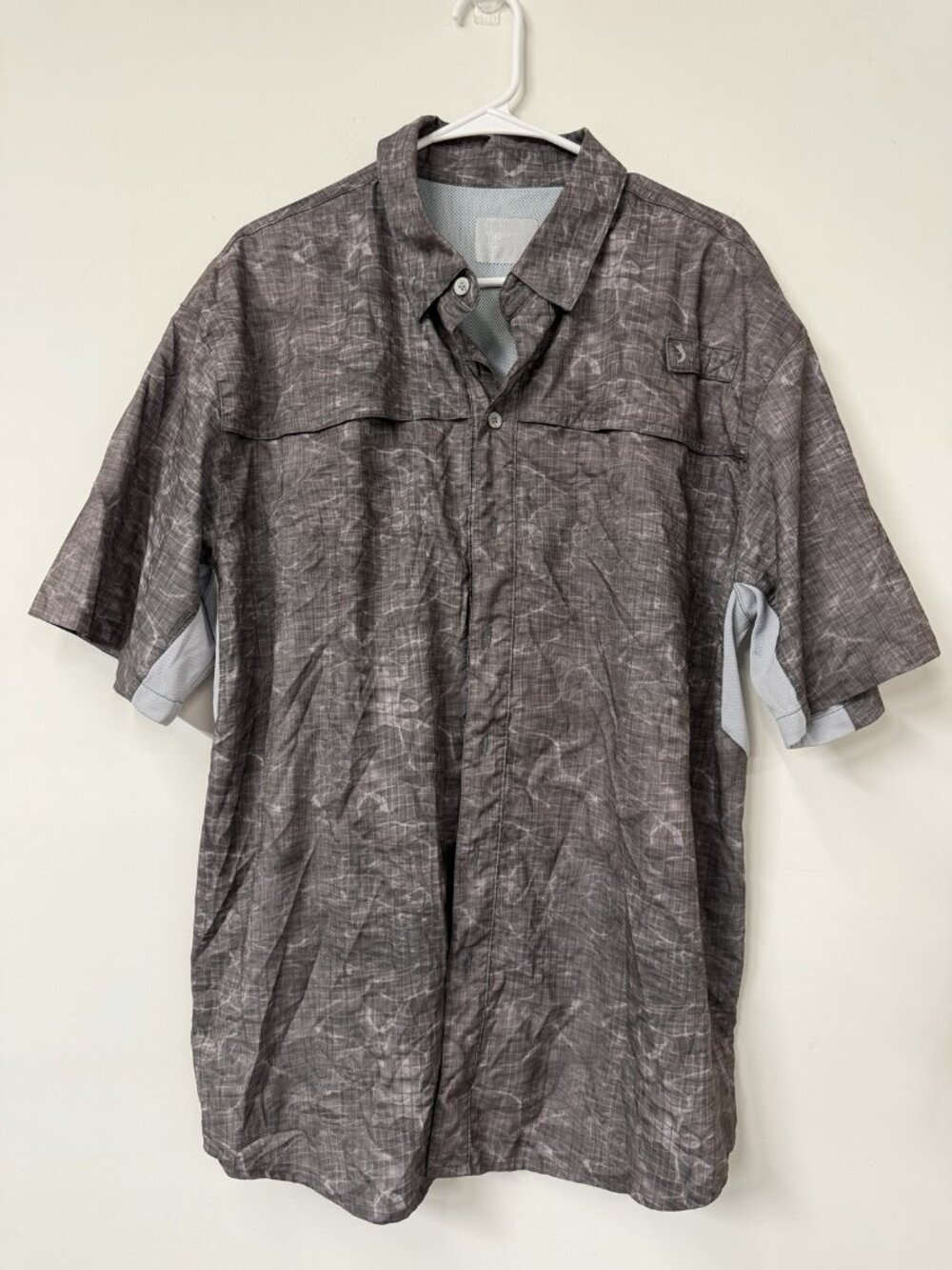 Reel Legends Shirt Men’s XL Gray Vented Button Up Performance Fishing Swordfish